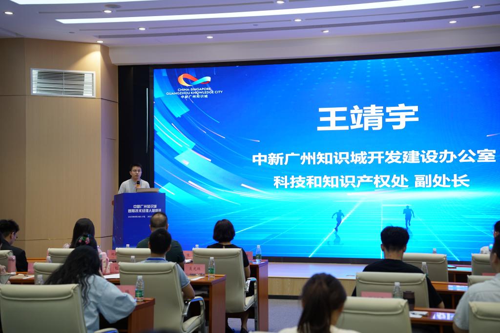 DSC02054.JPG DSC02054.JPG