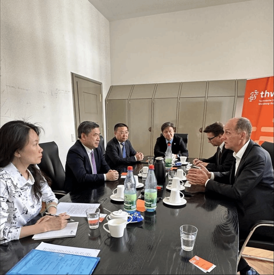 圖片2.png 圖片2.png