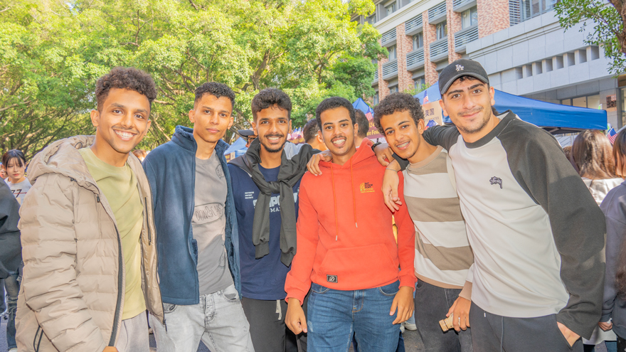 合照4.jpg 合照4.jpg