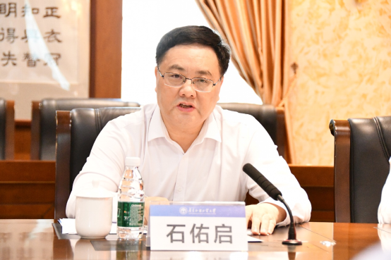 新聞稿:乳源瑤族自治縣赴我校召開“雙百行動”工作聯席會議(1)341.png 新聞稿:乳源瑤族自治縣赴我校召開“雙百行動”工作聯席會議(1)341.png