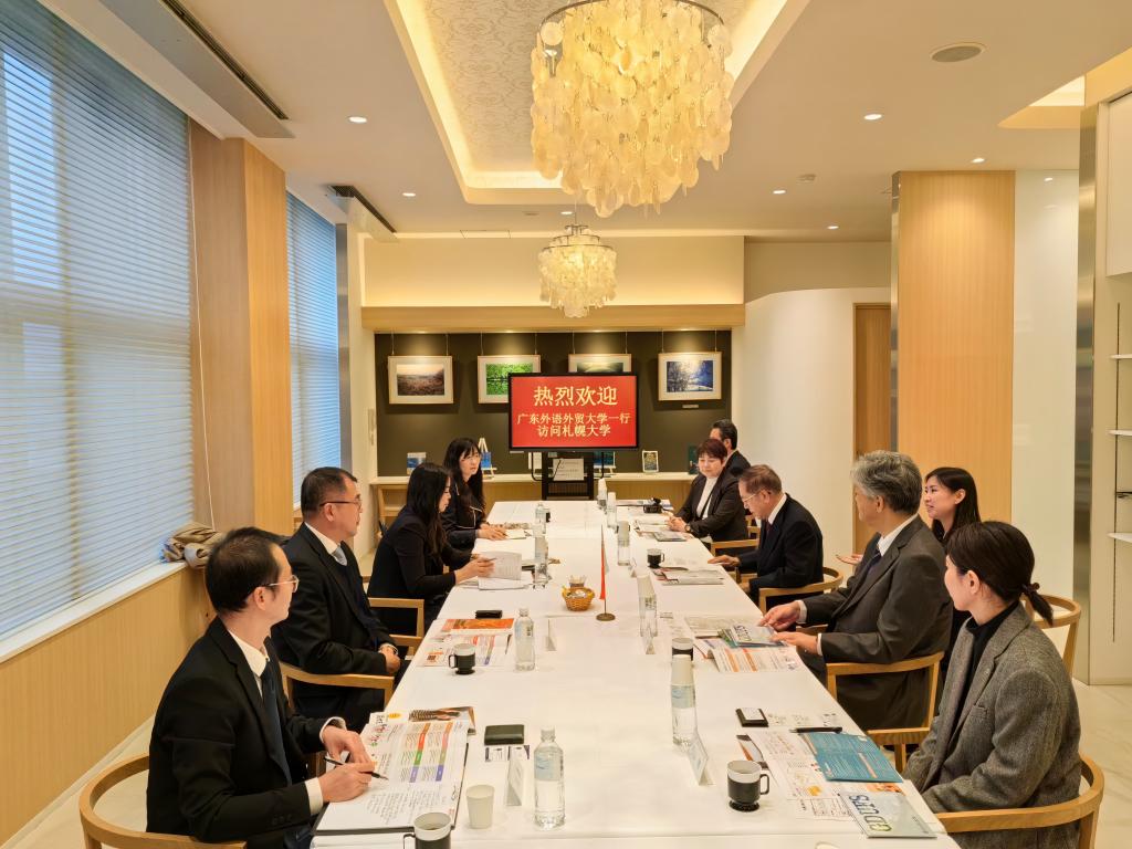 合影3.jpg 合影3.jpg