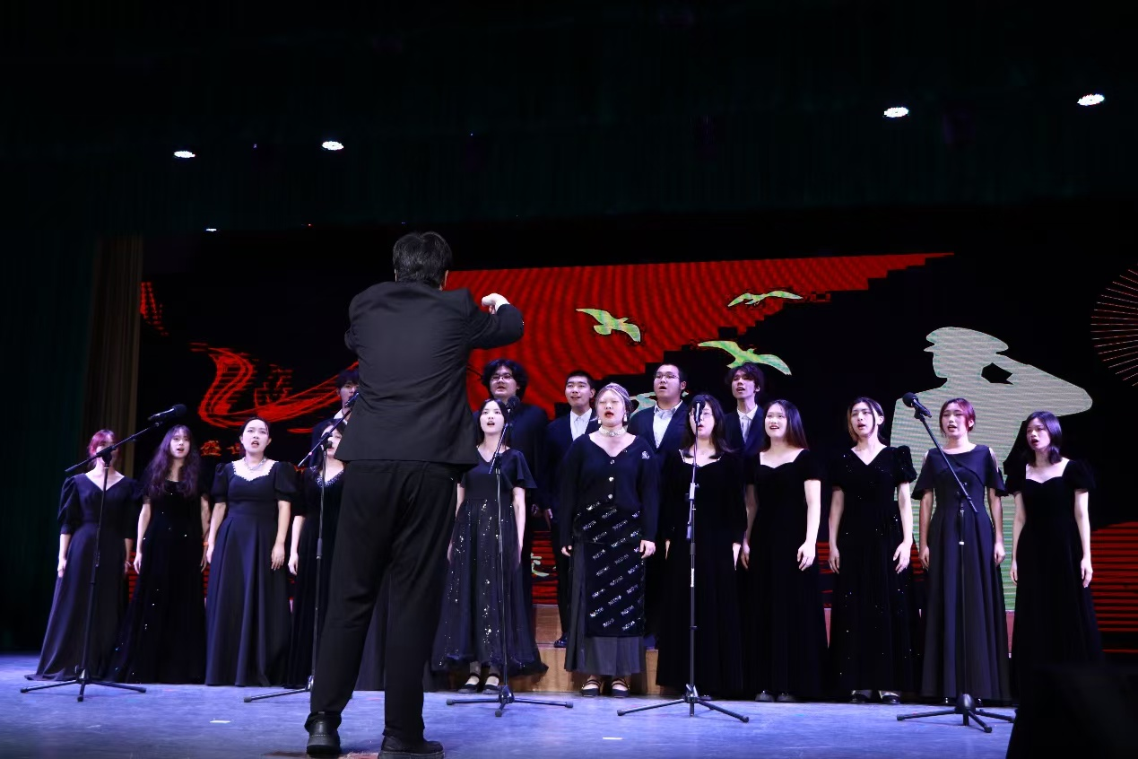 紅歌合唱-2.png 紅歌合唱-2.png